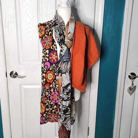 Assorted scarf bundle Vera Bradley unbranded - Picture 2 of 12